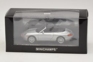 Porsche 911 996 Kabriolet Srebrny Metalik Minichamps 1:43 400061091 Metal — zdjęcie 4 z 4
