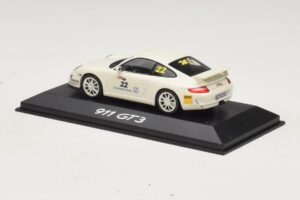 Porsche 911 997 GT3 #22 Biały Minichamps 1:43 WAP020102016 Metal — zdjęcie 3 z 4