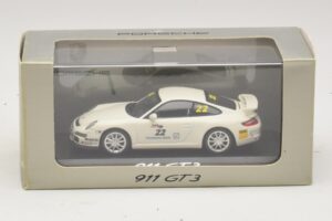 Porsche 911 997 GT3 #22 Biały Minichamps 1:43 WAP020102016 Metal — zdjęcie 4 z 4