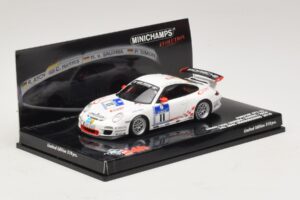 Porsche 911 997 GT3 RS #11 24 Hours Nurburgring 2010 Minichamps 1:43 437106711 Metal — zdjęcie 2 z 5