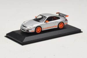 Porsche 911 997 GT3 RS Srebrny Pomarańczowy Minichamps 1:43 403066013 Metal — zdjęcie 2 z 4