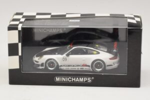 Porsche 911 997 GT3 RSR #9 Presentation 2009 Minichamps 1:43 400096909 Metal — zdjęcie 4 z 4