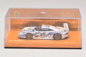 Porsche 911 GT1 #25 B. Wollek / T. Boutsen / H-J. Stuck 24 Hours of Le Mans 1996 Minichamps 1:43 403966625 Metal — zdjęcie 4 z 5