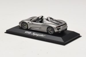 Porsche 918 Spyder Szary Metalik Minichamps 1:43 WAP0201000E Metal — zdjęcie 3 z 4