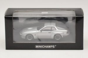 Porsche 924 Carrera GT Srebrny Minichamps 1:43 400066121 Metal — zdjęcie 4 z 4