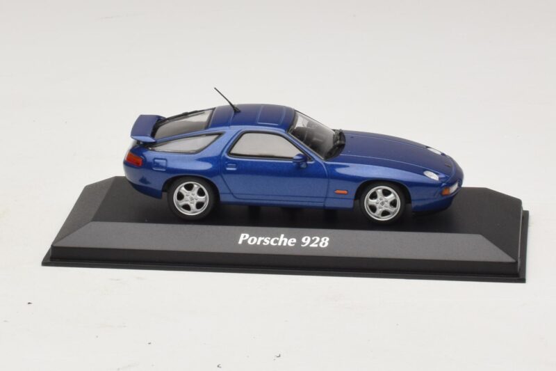 Porsche 928 Niebieski Metalik Maxichamps 1:43 940068101 Metal