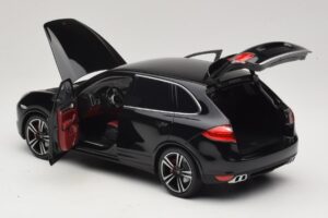 Porsche Cayenne Turbo S 92A Czarny Metalik Minichamps 1:18 110062100 Metal — zdjęcie 5 z 8