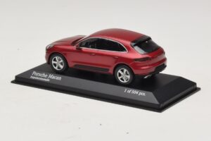 Porsche Macan 95B Czerwony Metalik Minichamps 1:43 410062600 Metal — zdjęcie 3 z 4