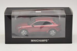 Porsche Macan 95B Czerwony Metalik Minichamps 1:43 410062600 Metal — zdjęcie 4 z 4