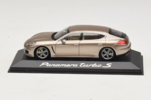 Porsche Panamera 970 Turbo S Bronzowy Metalik Minichamps 1:43 WAP0200600E Metal