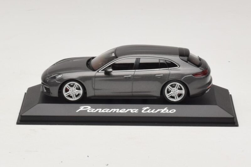 Porsche Panamera 971 Turbo Szary Metalik Minichamps 1:43 Porsche Panamera 971 Turbo Szary Metalik Minichamps 1:43 WAP0207610H Metal
