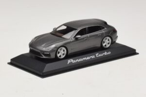 Porsche Panamera 971 Turbo Szary Metalik Minichamps 1:43 WAP0207610H Metal — zdjęcie 2 z 4
