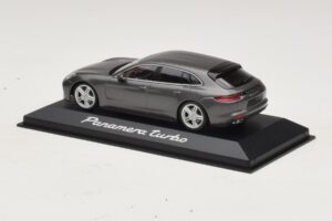 Porsche Panamera 971 Turbo Szary Metalik Minichamps 1:43 WAP0207610H Metal — zdjęcie 3 z 4