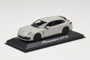 Porsche Panamera GTS 971 Chalk Grey Minichamps 1:43 WAP0207640J Metal — zdjęcie 2 z 4