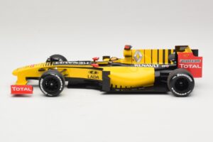 Renault R30 Showcar #11 R. Kubica F1 2010 Minichamps 1:18 150100081 Metal — zdjęcie 3 z 6