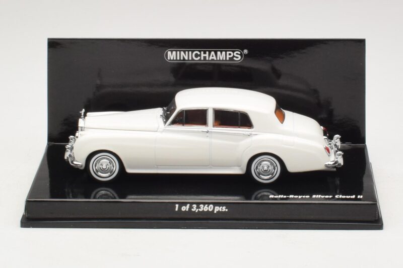Rolls-Royce Silver Cloud II Biały Minichamps 1:43 436134900 Metal