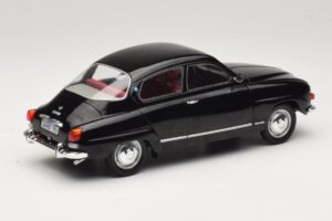 Saab 96 V4 Czarny MCG 1:18 MCG18063 Metal — zdjęcie 2 z 6