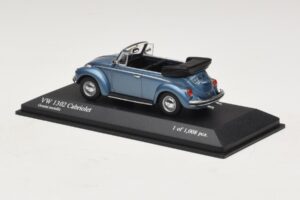Volkswagen 1302 Kabriolet Niebieski Metalik Minichamps 1:43 430055042 Metal — zdjęcie 3 z 4