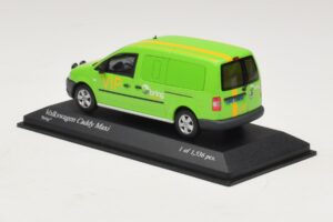 Volkswagen Caddy Maxi Norway Post Minichamps 1:43 403057006 Metal — zdjęcie 3 z 4