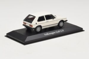 Volkswagen Golf GTI Mk1 Biały Maxichamps 1:43 940055171 Metal — zdjęcie 2 z 4