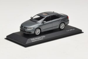 Volkswagen Jetta Mk6 Grey Metallic Minichamps 1:43 400059000 Metal — zdjęcie 2 z 4