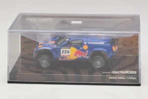 Volkswagen Race Touareg Red Bull #224 B. Saby / Stevenson Dakar Rally 2005 Minichamps 1:43 436045324 Metal — zdjęcie 4 z 5