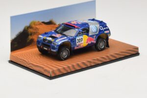 Volkswagen Race Touareg Red Bull #307 Edycja Dealerska 2005 Minichamps 1:43 7LO099400PD307 Metal — zdjęcie 2 z 5