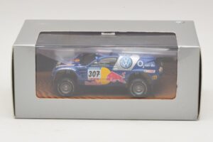 Volkswagen Race Touareg Red Bull #307 Edycja Dealerska 2005 Minichamps 1:43 7LO099400PD307 Metal — zdjęcie 5 z 5