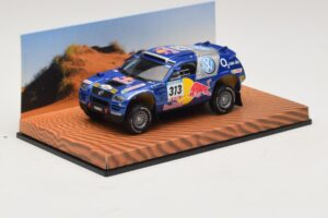 Volkswagen Race Touareg Red Bull #313 Edycja Dealerska 2005 Minichamps 1:43 7LO099400PD313 Metal — zdjęcie 2 z 5