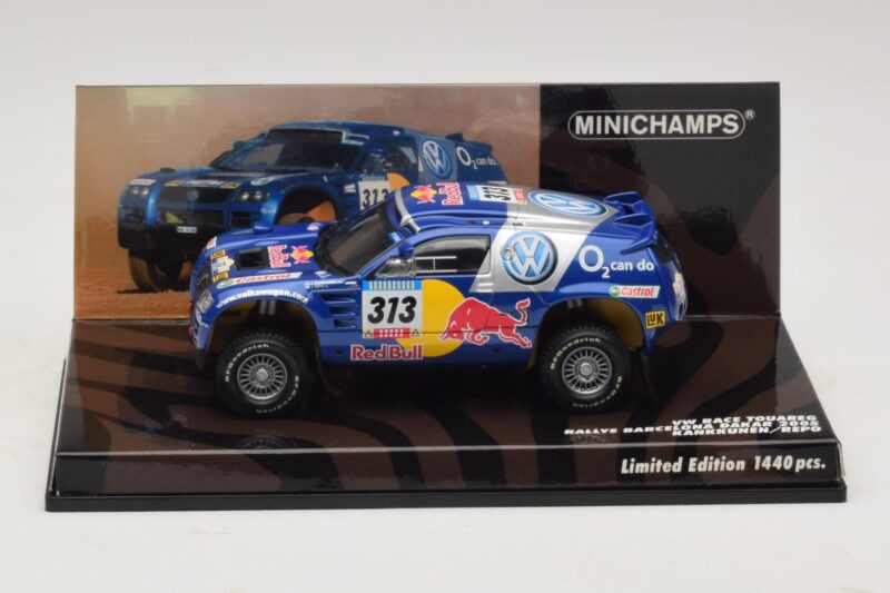 Volkswagen Race Touareg Red Bull #313 J. Kankkunen / J. Repo Dakar Rally 2005 Minichamps 1:43 436055313 Metal