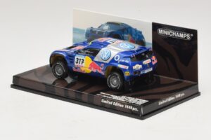 Volkswagen Race Touareg Red Bull #317 Gordon / von Zitzewitz Dakar Rally 2005 Minichamps 1:43 436055317 Metal — zdjęcie 3 z 5