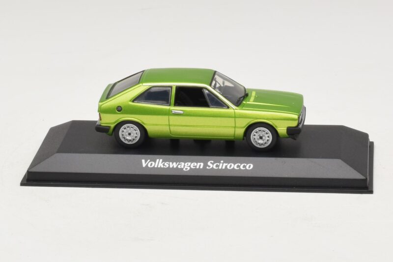 Volkswagen Scirocco Mk1 Zielony Metalik Maxichamps 1:43 Volkswagen Scirocco Mk1 Zielony Metalik Maxichamps 1:43 940050420 Metal