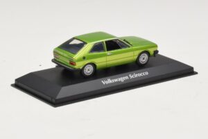 Volkswagen Scirocco Mk1 Zielony Metalik Maxichamps 1:43 940050420 Metal — zdjęcie 2 z 4