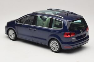 Volkswagen Sharan Blue Metallic Minichamps 1:18 110051000 Metal — zdjęcie 6 z 8