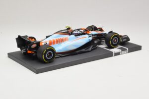Williams Racing FW45 #2 L. Sargeant Singapore GP 2023 Minichamps 1:18 117231602 Metal — zdjęcie 2 z 7