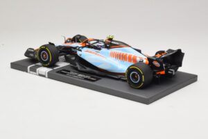 Williams Racing FW45 #2 L. Sargeant Singapore GP 2023 Minichamps 1:18 117231602 Metal — zdjęcie 5 z 7