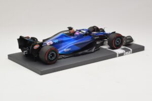 Williams Racing FW45 #23 A. Albon Bahrain GP 2023 Minichamps 1:18 117230123 Metal — zdjęcie 2 z 6