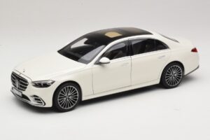 Mercedes Klasa S W223 AMG Line biały Norev 1:18 183807 Metal