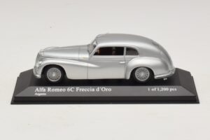 Alfa Romeo 6C 2500 Freccia d'Oro Srebrny Minichamps 1:43 400120480 Metal