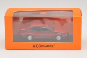 Alfa Romeo 75 V6 3.0 America Czerwony Maxichamps 1:43 940120461 Metal — zdjęcie 5 z 5