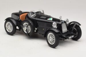Alfa Romeo 8C Monza Czarny Bburago 1:18 3014-P1 Metal — zdjęcie 4 z 6