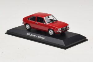 Alfa Romeo Alfasud Czerwony Maxichamps 1:43 940120100 Metal — zdjęcie 3 z 5