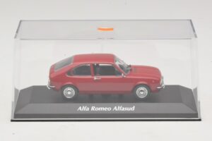 Alfa Romeo Alfasud Czerwony Maxichamps 1:43 940120100 Metal — zdjęcie 4 z 5
