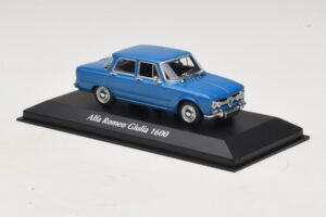 Alfa Romeo Giulia 1600 Niebieski Maxichamps 1:43 940120900 Metal — zdjęcie 3 z 5