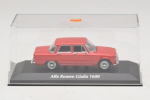 Alfa Romeo Giulia 1600 Czerwony Maxichamps 1:43 940120901 Metal — zdjęcie 4 z 5