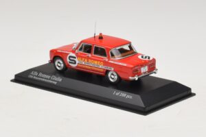 Alfa Romeo Giulia ONS Rennstreckensicherung 1973 Minichamps 1:43 400120994 Metal — zdjęcie 3 z 5