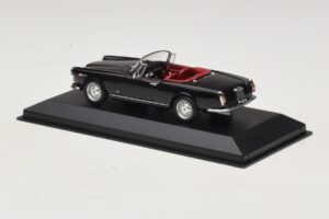 Alfa Romeo Giulia Spider Czarny Minichamps 1:43 400120730 Metal — zdjęcie 3 z 5
