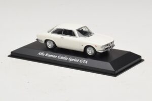 Alfa Romeo Giulia Sprint GTA Biały Maxichamps 1:43 940120441 Metal — zdjęcie 3 z 5
