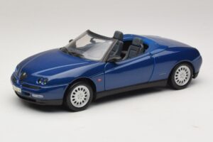 Alfa Romeo Spider 916 Niebieski Maisto 1:18 31831 Metal