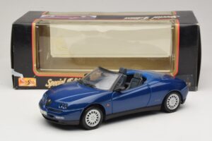 Alfa Romeo Spider 916 Niebieski Maisto 1:18 31831 Metal — zdjęcie 8 z 8